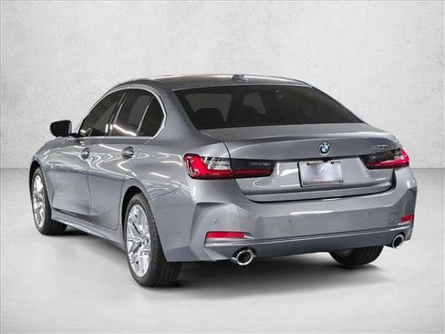 Used 2026 BMW 330i Sedan w/ Parking Assistance Package RWD image 7