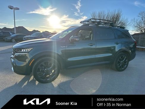 Certified 2022 Kia Sorento X-Line EX image 1