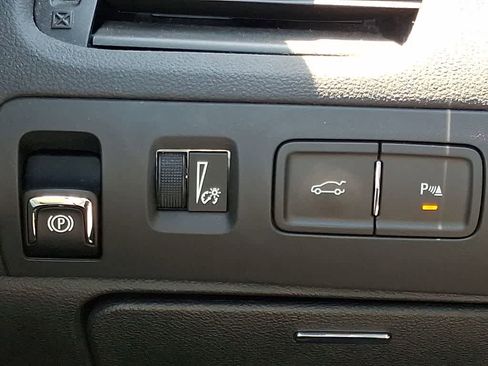 Used 2018 Chevrolet Impala LT w/ LT Leather Package image 23