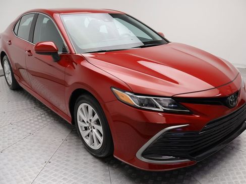 Certified 2023 Toyota Camry LE image 6
