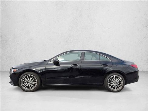 Certified 2022 Mercedes-Benz CLA 250 image 8