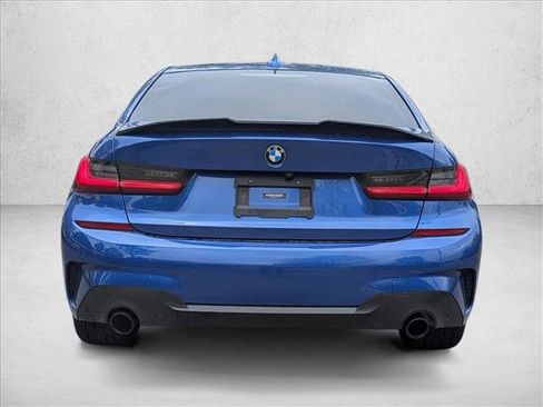 Used 2021 BMW 330i Sedan w/ M Sport Package RWD image 6