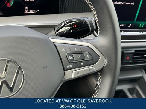 Certified 2025 Volkswagen Tiguan SE AWD/4WD image 39