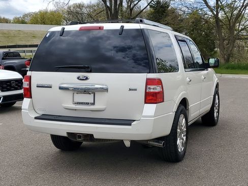 Used 2014 Ford Expedition Limited w/ Equipment Group 301A AWD/4WD image 3