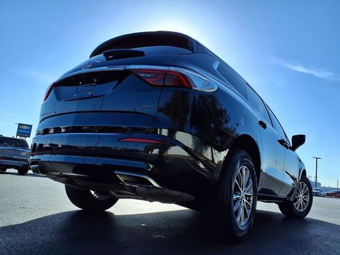 Used 2023 Buick Enclave Essence w/ Sport Touring Edition image 31