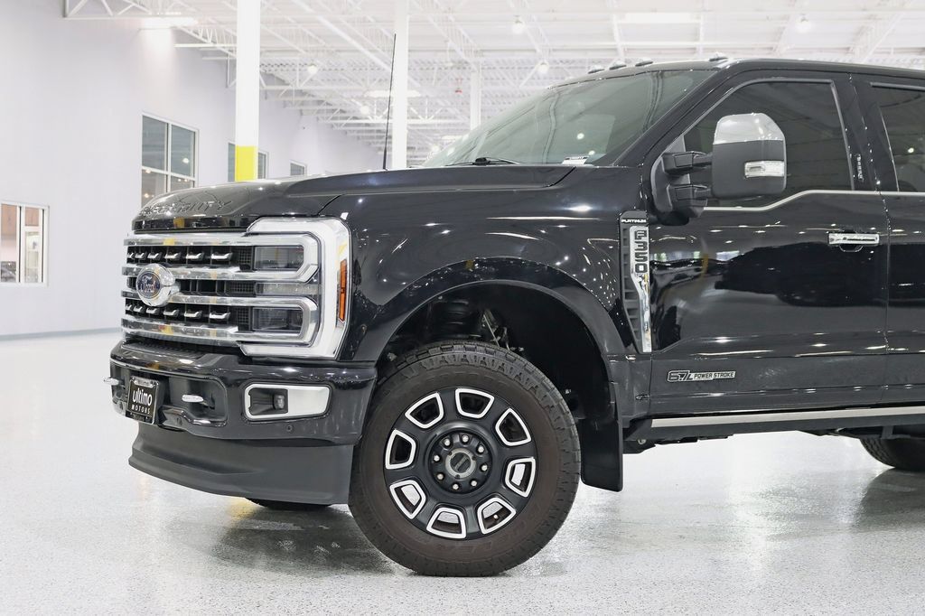 Used 2024 Ford F350 Platinum AWD/4WD image 2