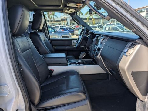 Used 2016 Ford Expedition Limited w/ Equipment Group 301A image 23