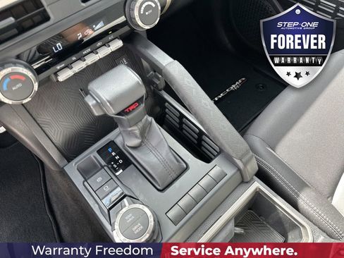 Used 2025 Toyota Tacoma TRD Sport AWD/4WD image 27