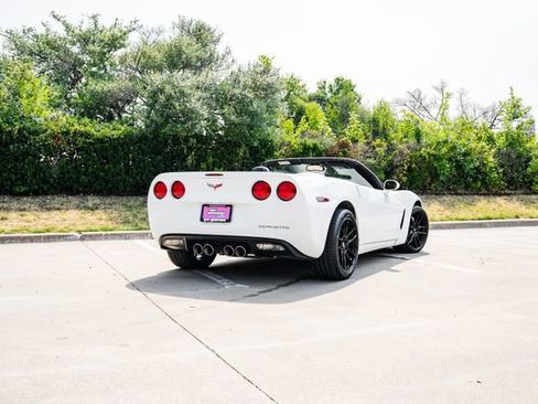 Used 2006 Chevrolet Corvette Convertible w/ Preferred Equipment Group image 50