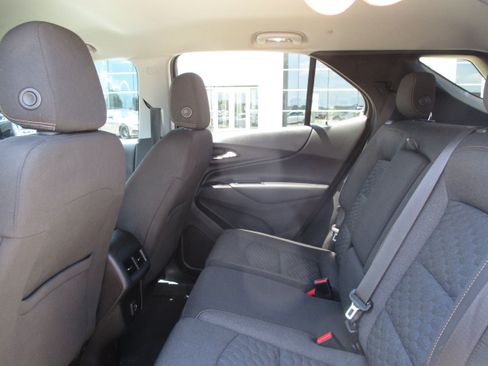 Used 2019 Chevrolet Equinox LT AWD/4WD image 36