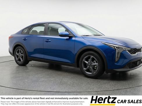 Used 2025 Kia K4 FWD image 1