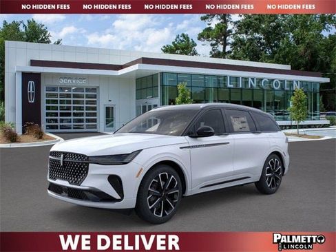 New 2026 Lincoln Nautilus Reserve image 1