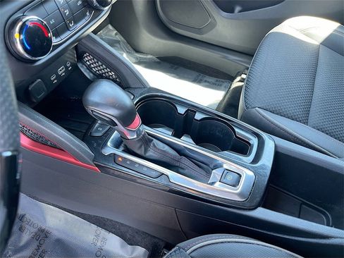 Used 2023 Chevrolet TrailBlazer RS image 16