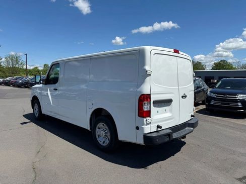 Used 2016 Nissan NV 2500 SV w/ Technology Package image 7