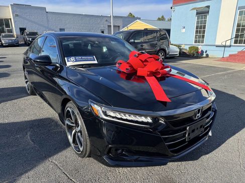 Used 2021 Honda Accord Sport image 8