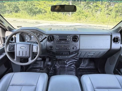 Used 2016 Ford F550 4x4 SuperCab Super Duty image 16