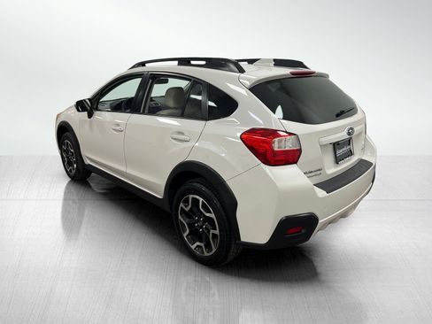 Used 2017 Subaru Crosstrek 2.0i Limited image 8