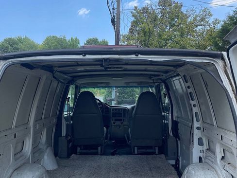 Used 2002 Chevrolet Astro AWD image 8