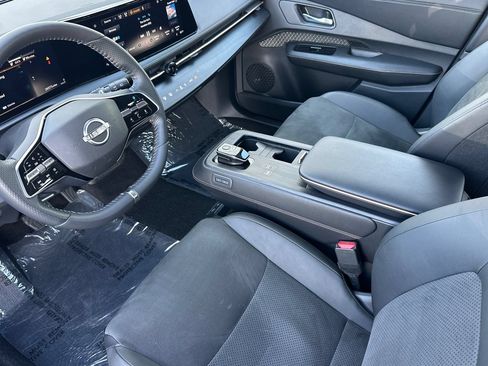 Certified 2023 Nissan Ariya FWD image 10