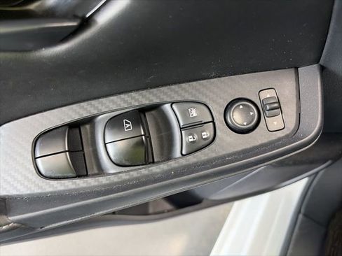 Used 2025 Nissan Sentra S image 15