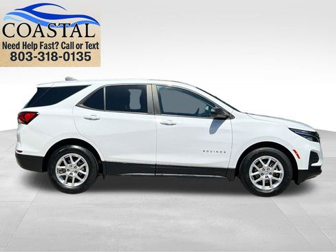 Used 2023 Chevrolet Equinox LS w/ LS Convenience Package FWD image 6