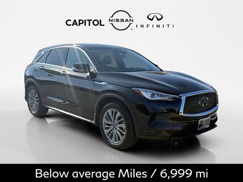 Used 2025 INFINITI QX50 Pure image 3