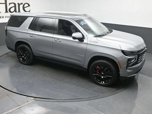 Used 2025 Chevrolet Tahoe High Country AWD/4WD image 42