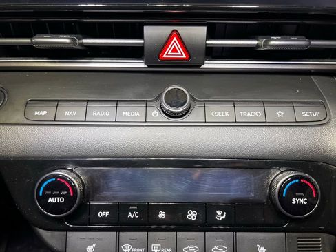 Used 2023 Hyundai Elantra N image 32