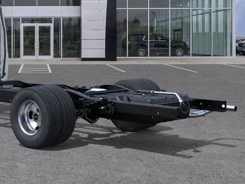 New 2026 GMC Savana 4500 w/ Power Convenience Package image 11