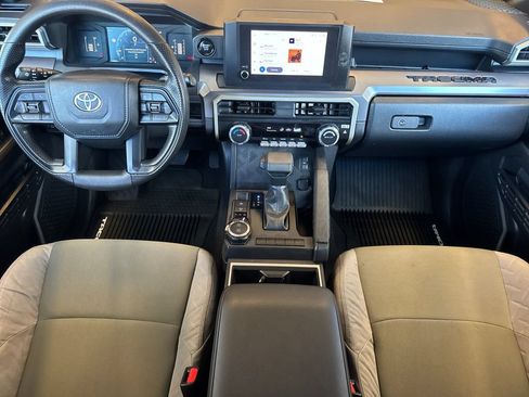 Used 2024 Toyota Tacoma SR5 AWD/4WD image 16