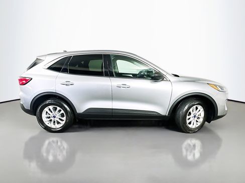 Used 2022 Ford Escape SE AWD/4WD image 8