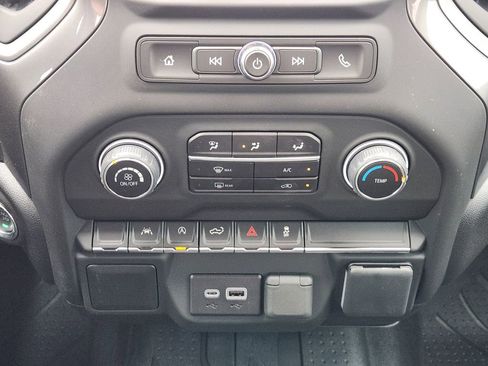 New 2026 Chevrolet Silverado 1500 Custom AWD/4WD image 15