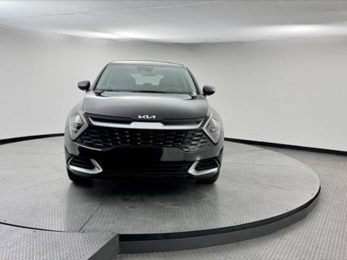 Used 2024 Kia Sportage LX image 12