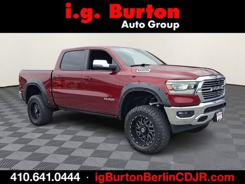 Used 2023 RAM 1500 Laramie AWD/4WD image 1