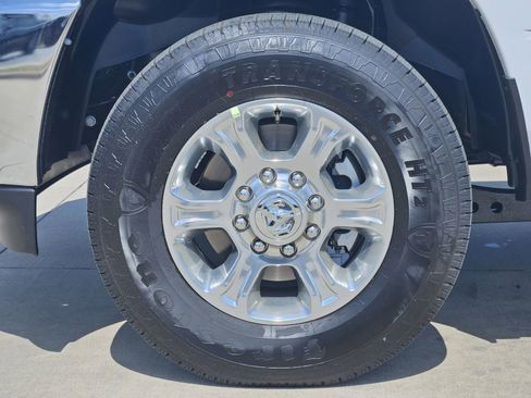 New 2026 RAM 3500 Big Horn AWD/4WD image 12