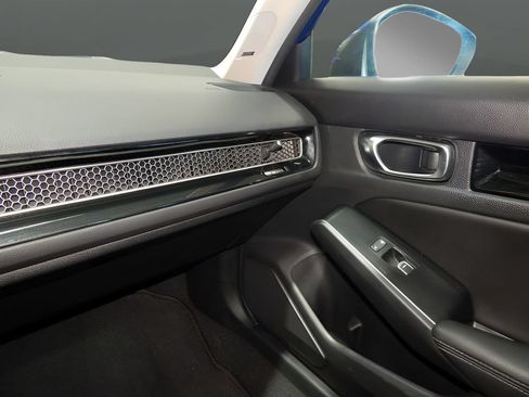 Used 2022 Honda Civic Touring image 20