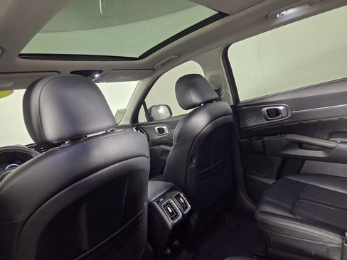 Used 2023 Kia Sorento SX FWD image 26