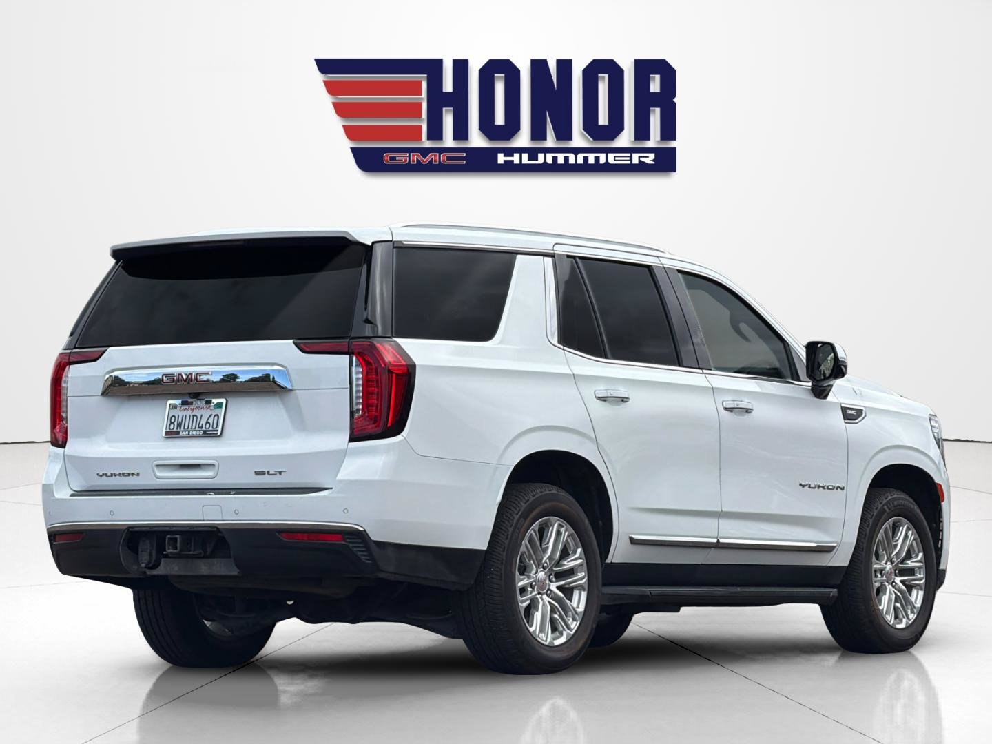 Used 2021 GMC Yukon SLT w/ SLT Luxury Package RWD image 4