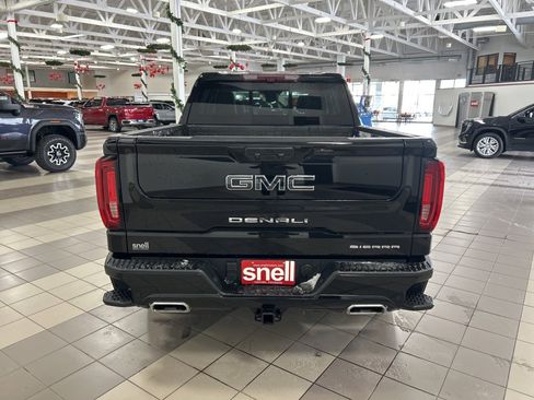 Certified 2023 GMC Sierra 1500 Denali Ultimate image 4