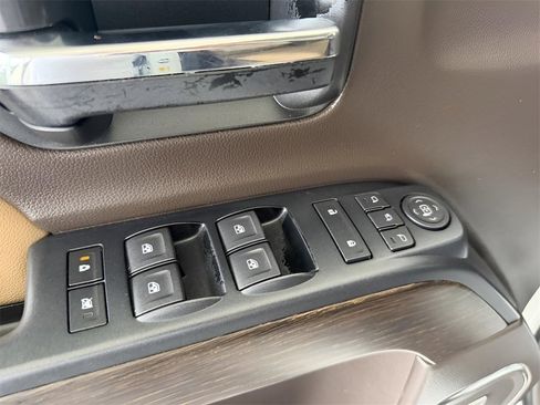 Used 2017 GMC Sierra 1500 Denali w/ Denali Ultimate Package image 17