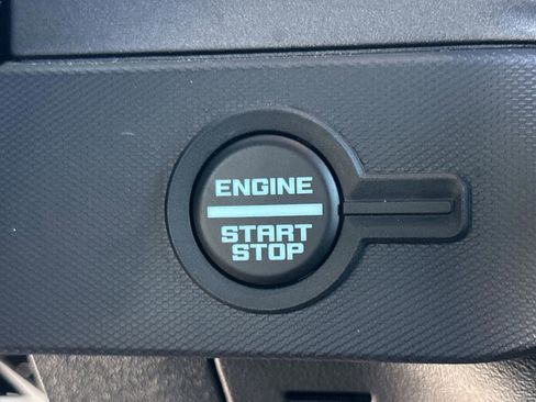 Used 2024 Ford Bronco Badlands image 33