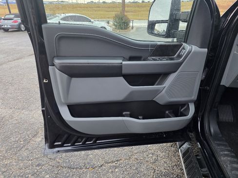 Used 2021 Ford F150 XLT w/ Equipment Group 302A High image 10