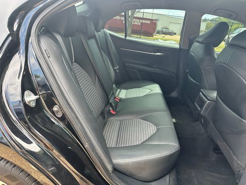 Used 2023 Toyota Camry SE w/ Convenience Package FWD image 23