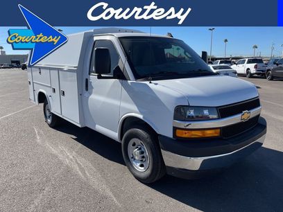 New 2025 Chevrolet Express 3500 w/ Power Convenience Package
