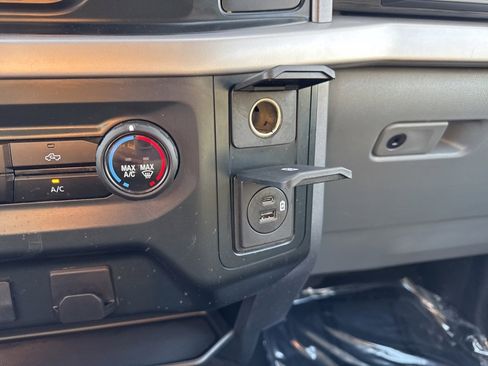 Used 2023 Ford F150 XLT w/ Trailer Tow Package image 27