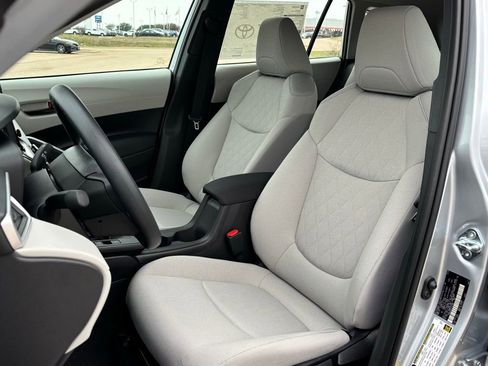 New 2026 Toyota Corolla Cross L image 12