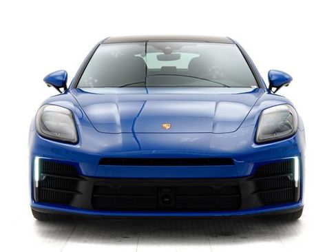 Certified 2025 Porsche Panamera 4 AWD/4WD image 29