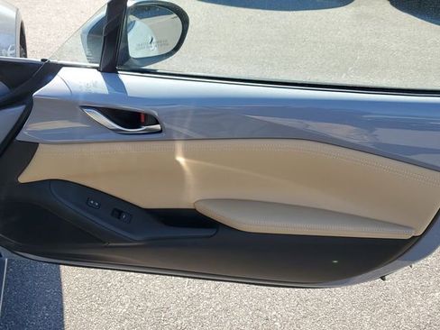 New 2026 MAZDA MX-5 Miata RF Grand Touring image 9