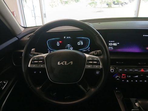 Used 2025 Kia Telluride S AWD/4WD image 21