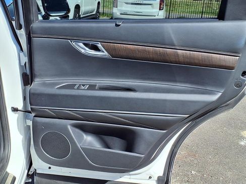 Used 2024 Genesis GV80 3.5T image 14